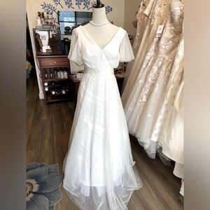 NWT Ever Pretty Wedding Dress